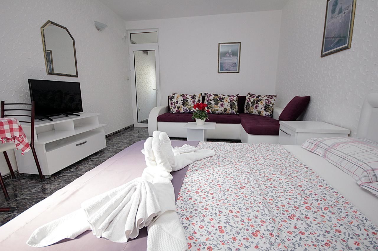 Апартаменты Apartments Kruna Jovanović Сутоморе-40