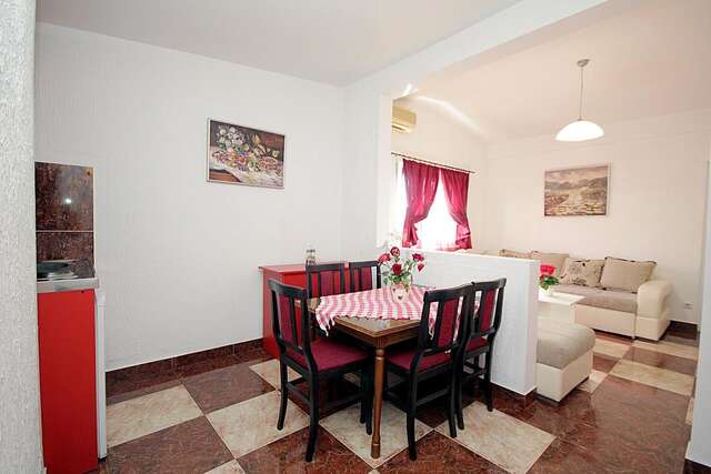 Апартаменты Apartments Kruna Jovanović Сутоморе-23