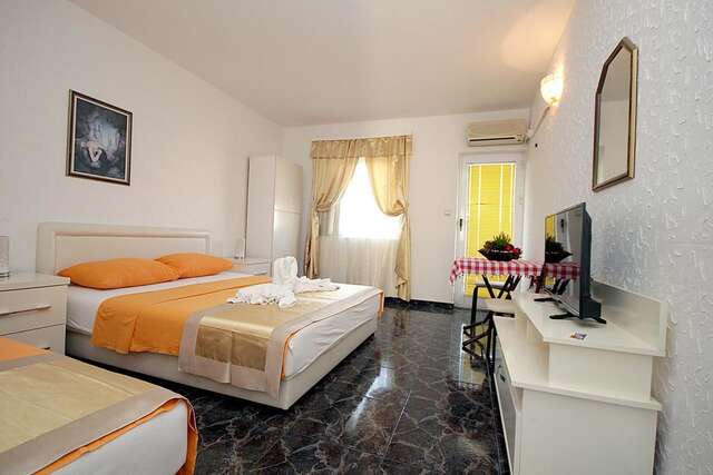 Апартаменты Apartments Kruna Jovanović Сутоморе-5
